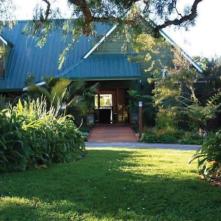 Tawharanui Lodge Warkworth Exterior photo